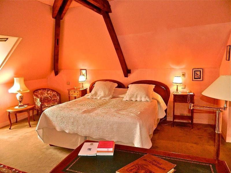 L'Esplanade Hotel Domme Bagian luar foto